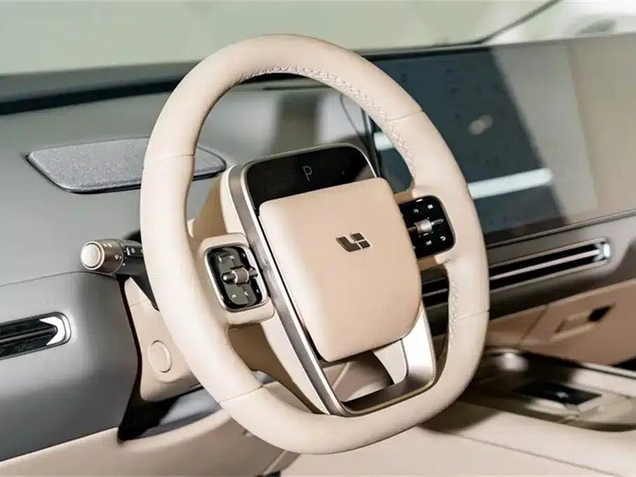 Li Auto i8 2025 Standard Edition — миниатюра 12