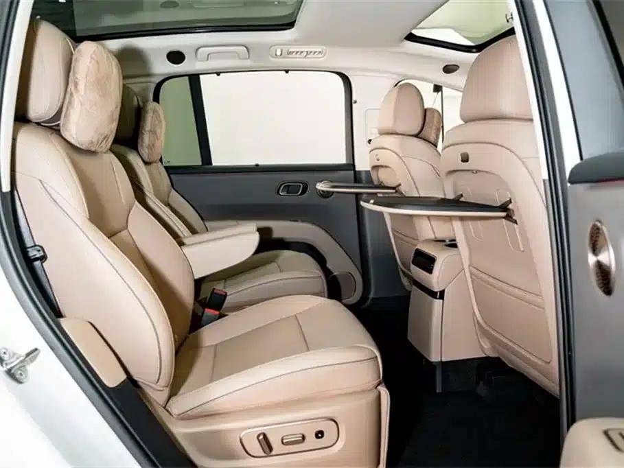 Li Auto i8 2025 Standard Edition — миниатюра 22