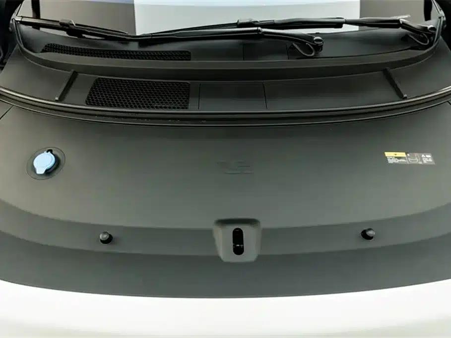 Li Auto i8 2025 Standard Edition — миниатюра 27