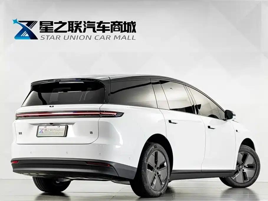 Li Auto i8 2025 Standard Edition — миниатюра 6