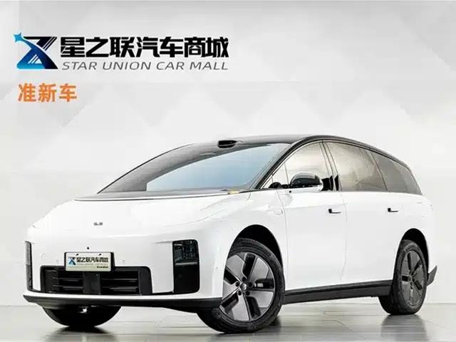 Li Auto i8 2025 Standard Edition