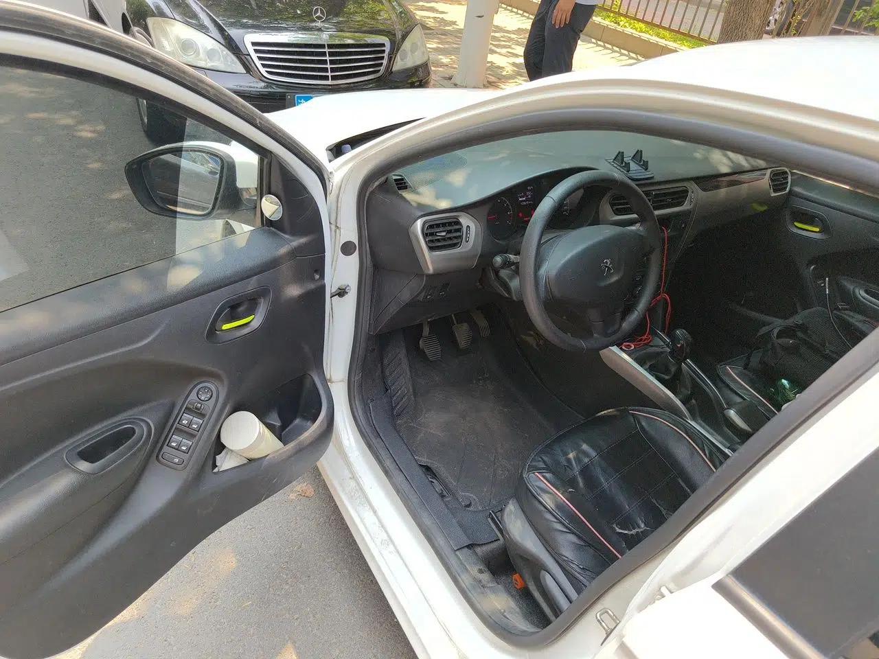 Peugeot 301 2018 1.6L Manual Comfort Edition — миниатюра 16