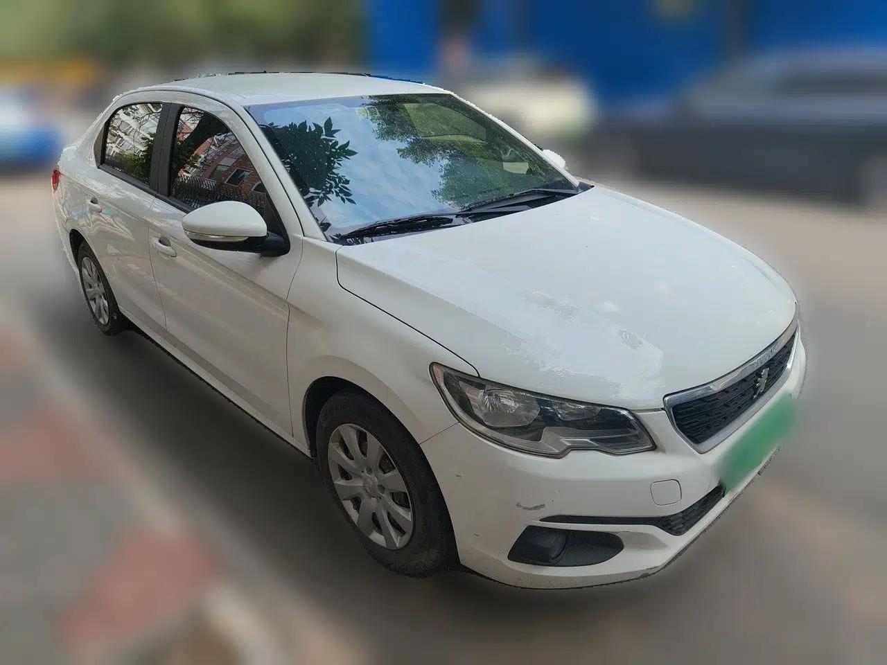 Peugeot 301 2018 1.6L Manual Comfort Edition — миниатюра 3