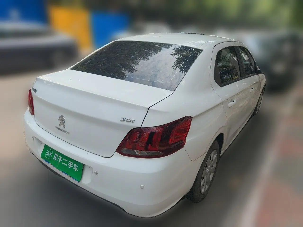 Peugeot 301 2018 1.6L Manual Comfort Edition — миниатюра 6