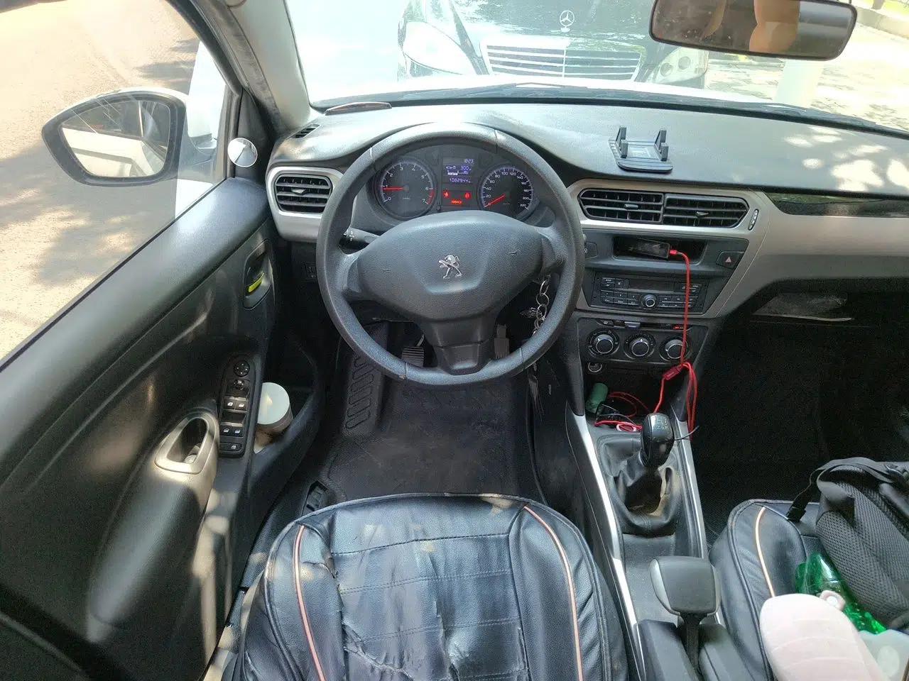 Peugeot 301 2018 1.6L Manual Comfort Edition — миниатюра 10
