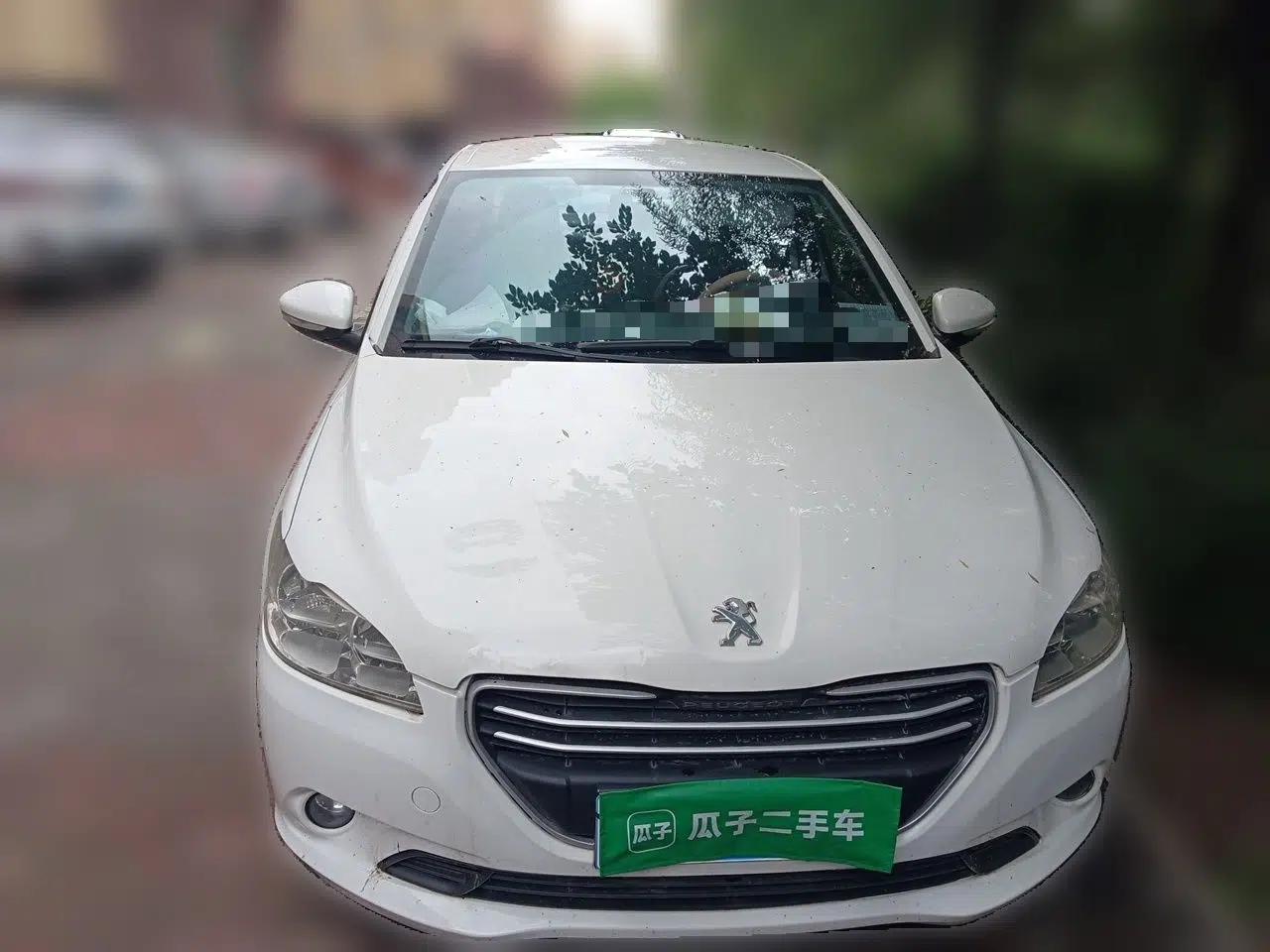 Peugeot 301 2016 1.6L Manual Comfort Edition — миниатюра 2