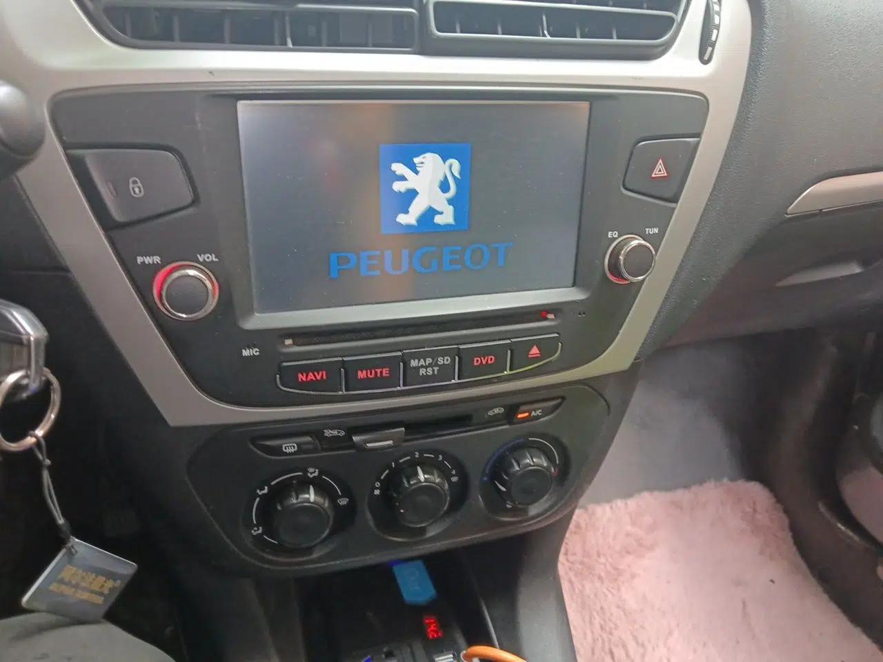 Peugeot 301 2016 1.6L Manual Comfort Edition — миниатюра 13