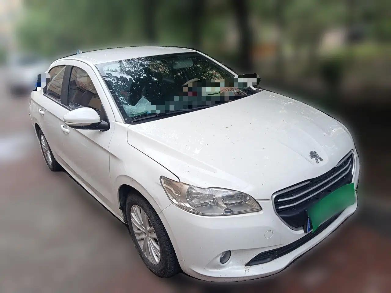 Peugeot 301 2016 1.6L Manual Comfort Edition — миниатюра 3