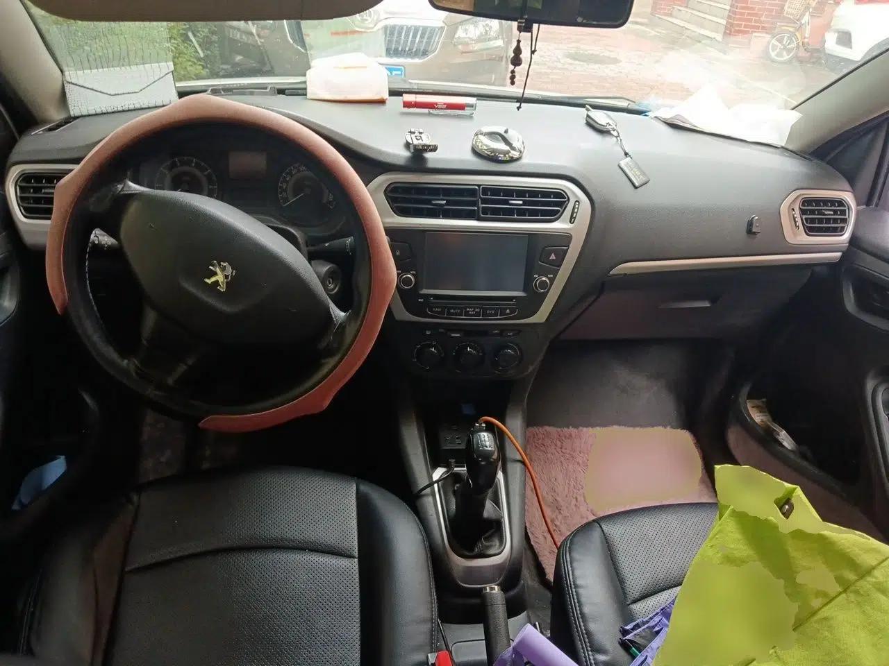 Peugeot 301 2016 1.6L Manual Comfort Edition — миниатюра 9