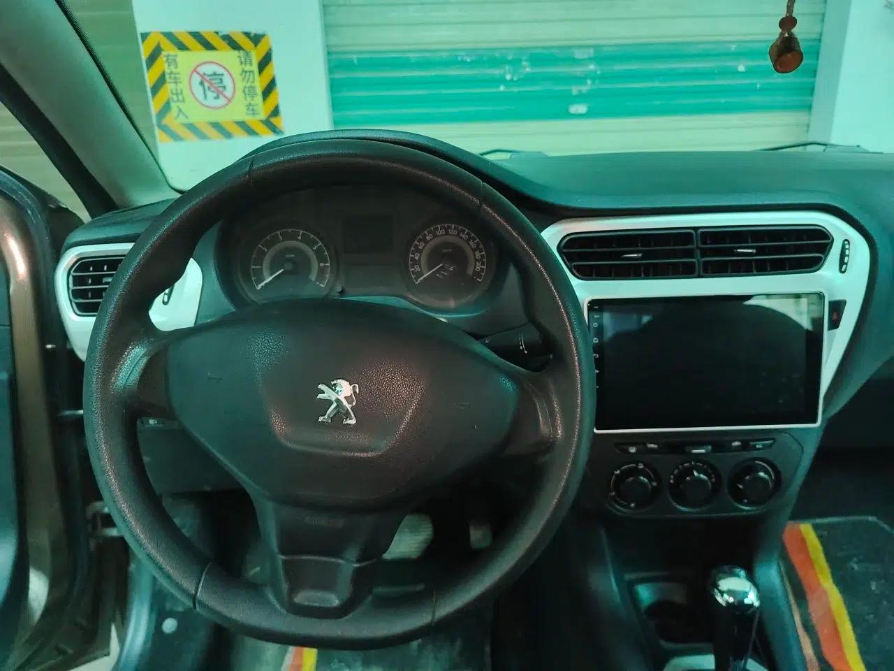 Peugeot 301 2014 1.6L Automatic Comfort Edition — миниатюра 10