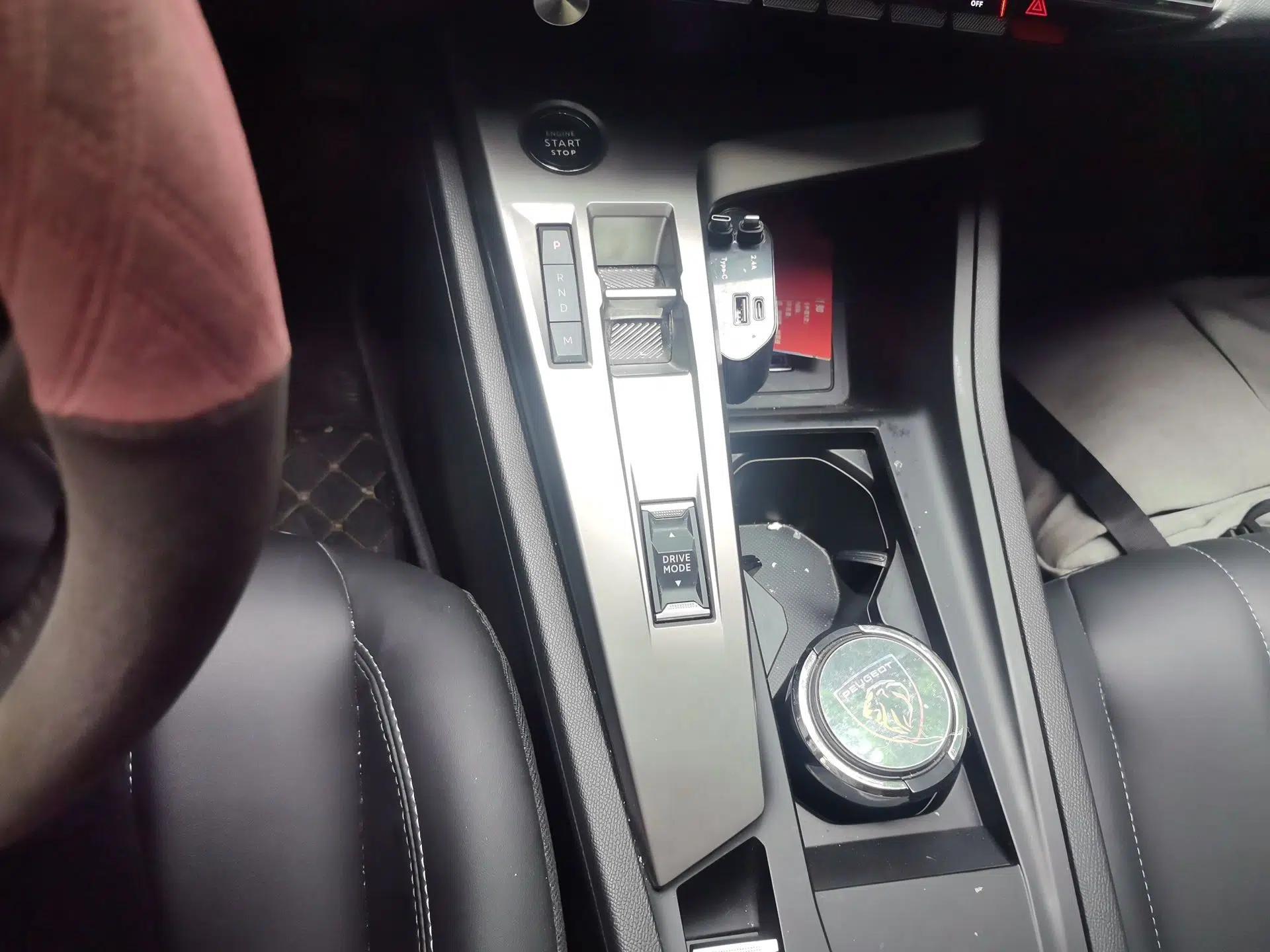 Peugeot 408X 2025 RS Model — миниатюра 14
