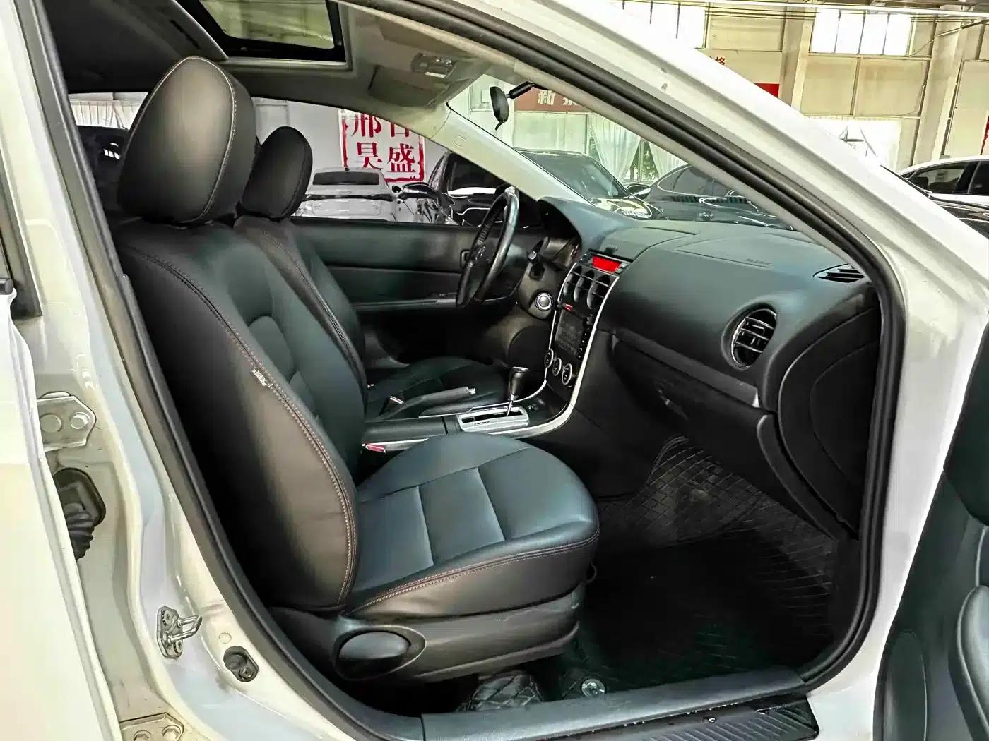 Mazda 6 2015 2.0L Automatic Fashion Edition — миниатюра 13