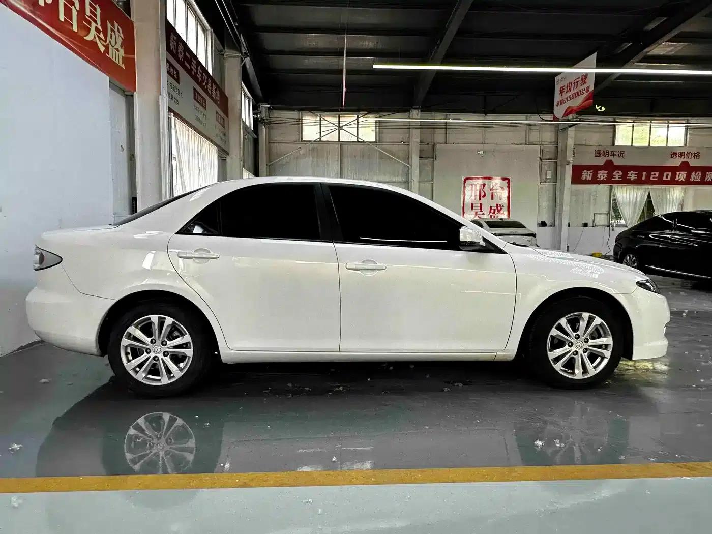 Mazda 6 2015 2.0L Automatic Fashion Edition — миниатюра 4