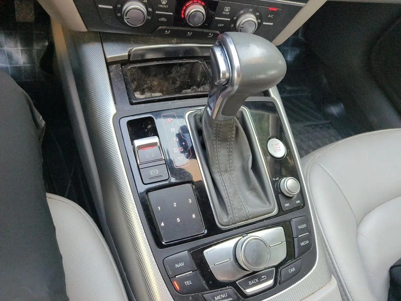 Audi A6L 2014 TFSI Standard Model — миниатюра 14