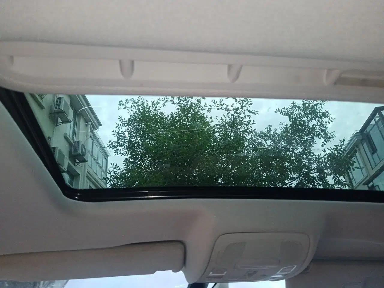 Audi A6L 2012 TFSI Standard Model — миниатюра 18