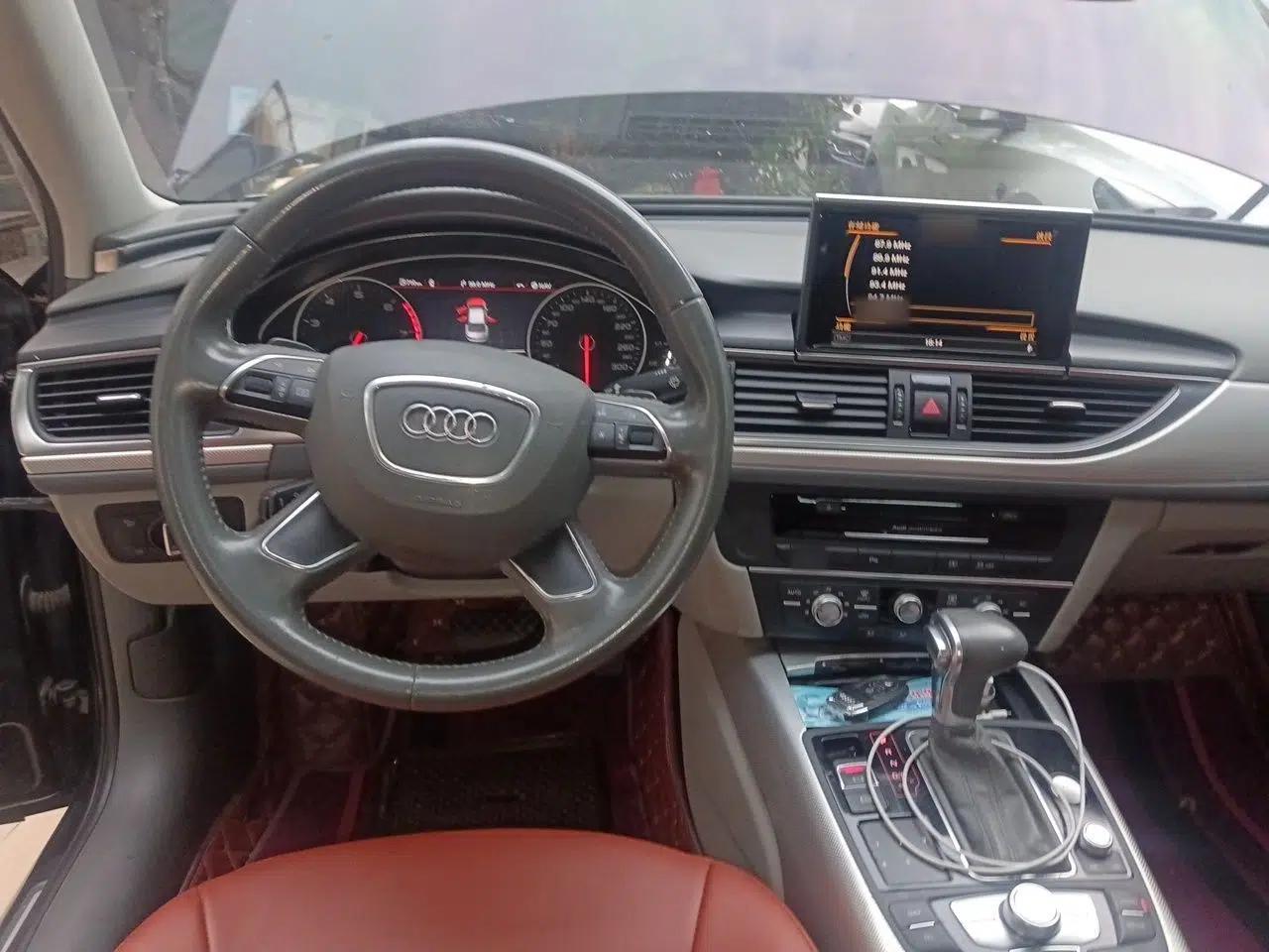Audi A6L 2012 TFSI Standard Model — миниатюра 10