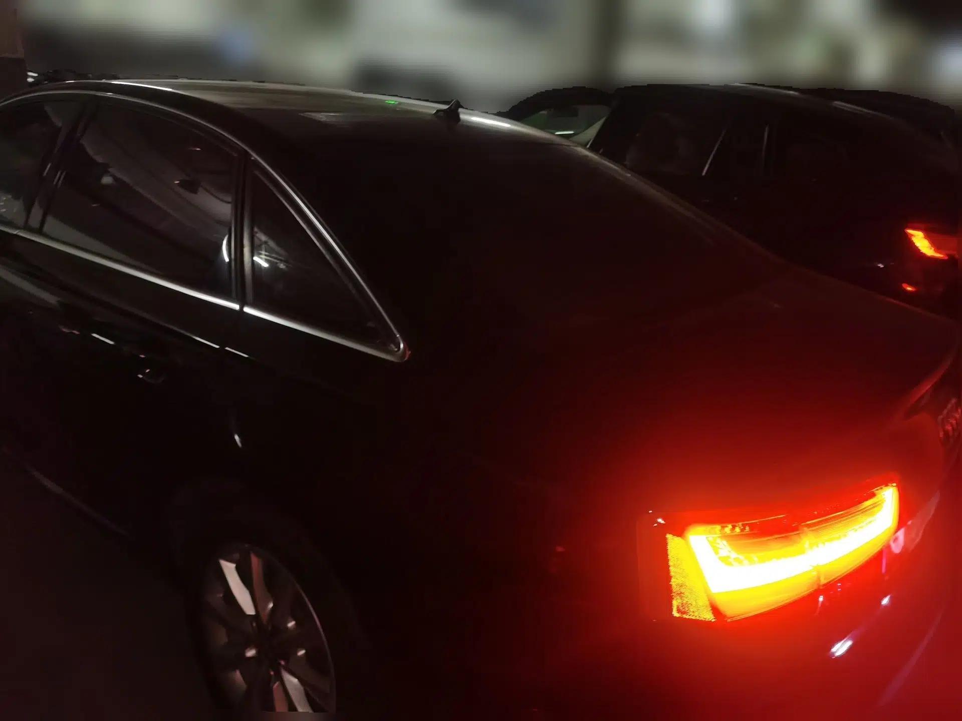 Audi A6L 2012 30 FSI Technology Edition — миниатюра 4