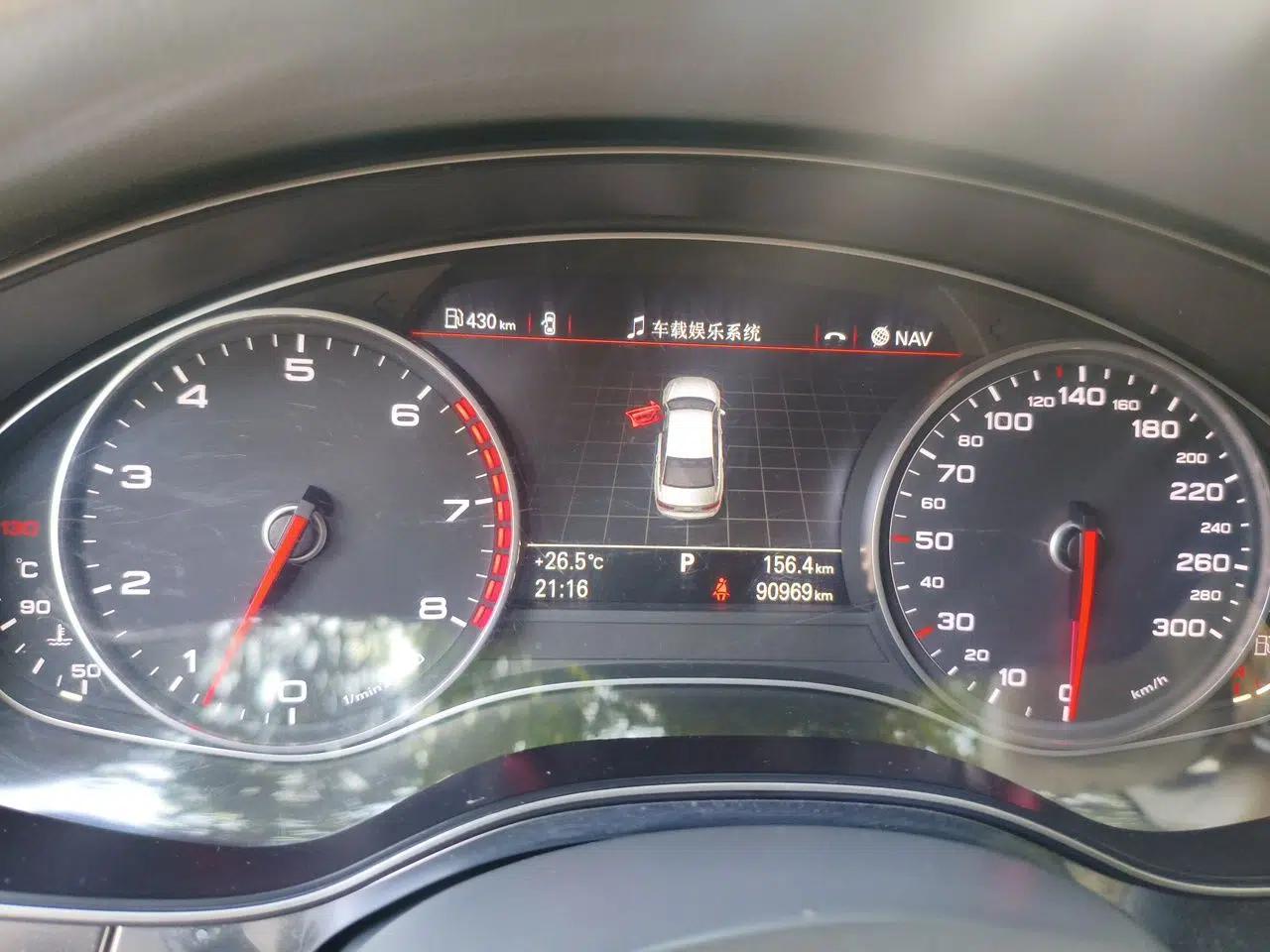 Audi A6L 2012 TFSI Comfort Model — миниатюра 11