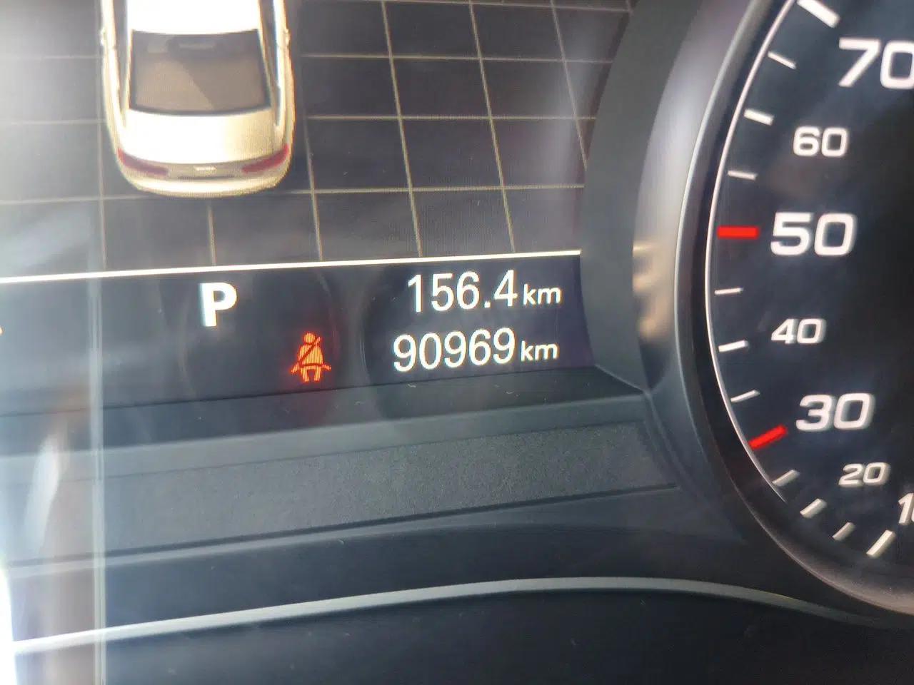 Audi A6L 2012 TFSI Comfort Model — миниатюра 12