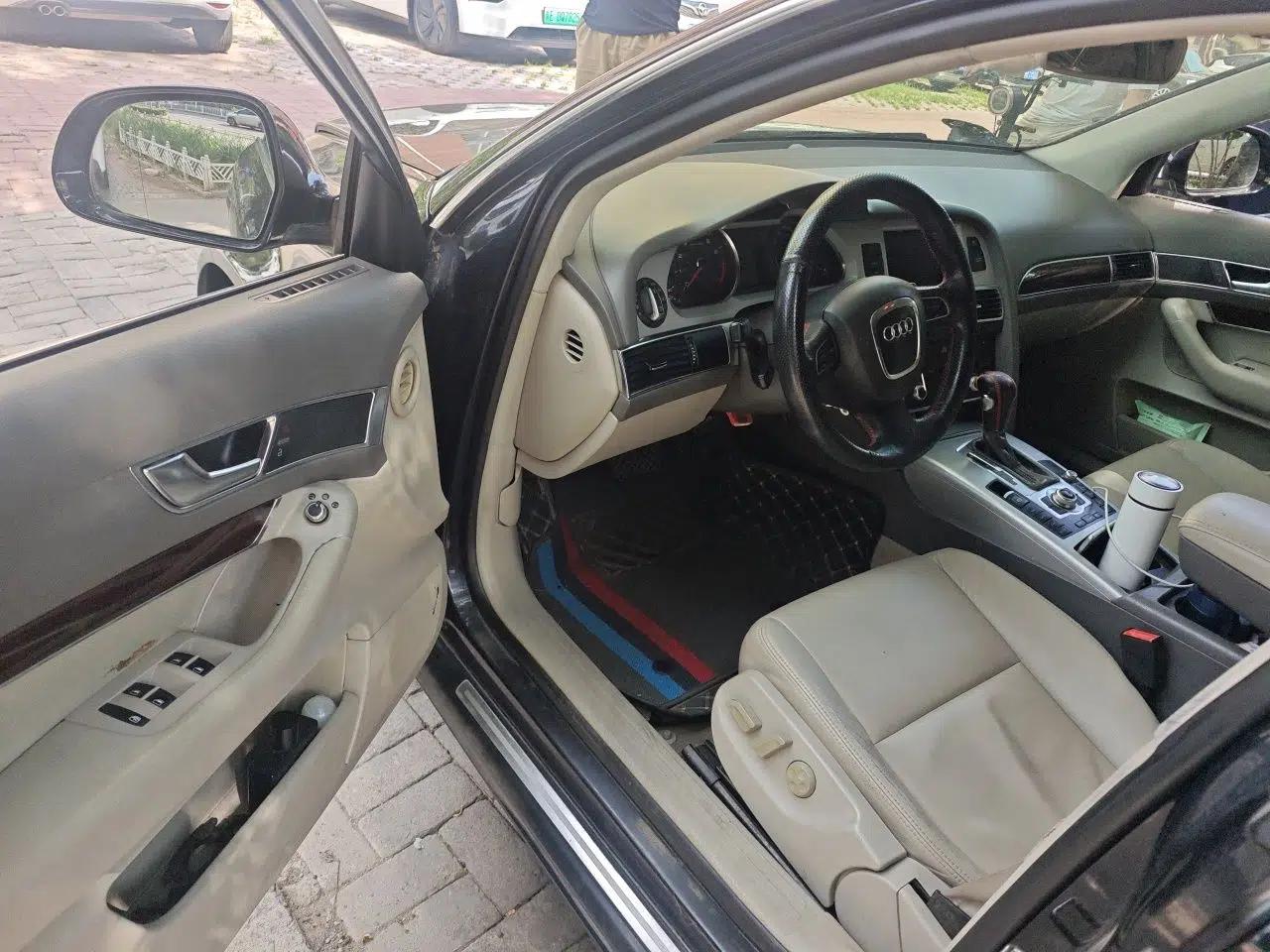 Audi A6L 2011 2.0 TFSI Automatic Standard Edition — миниатюра 16