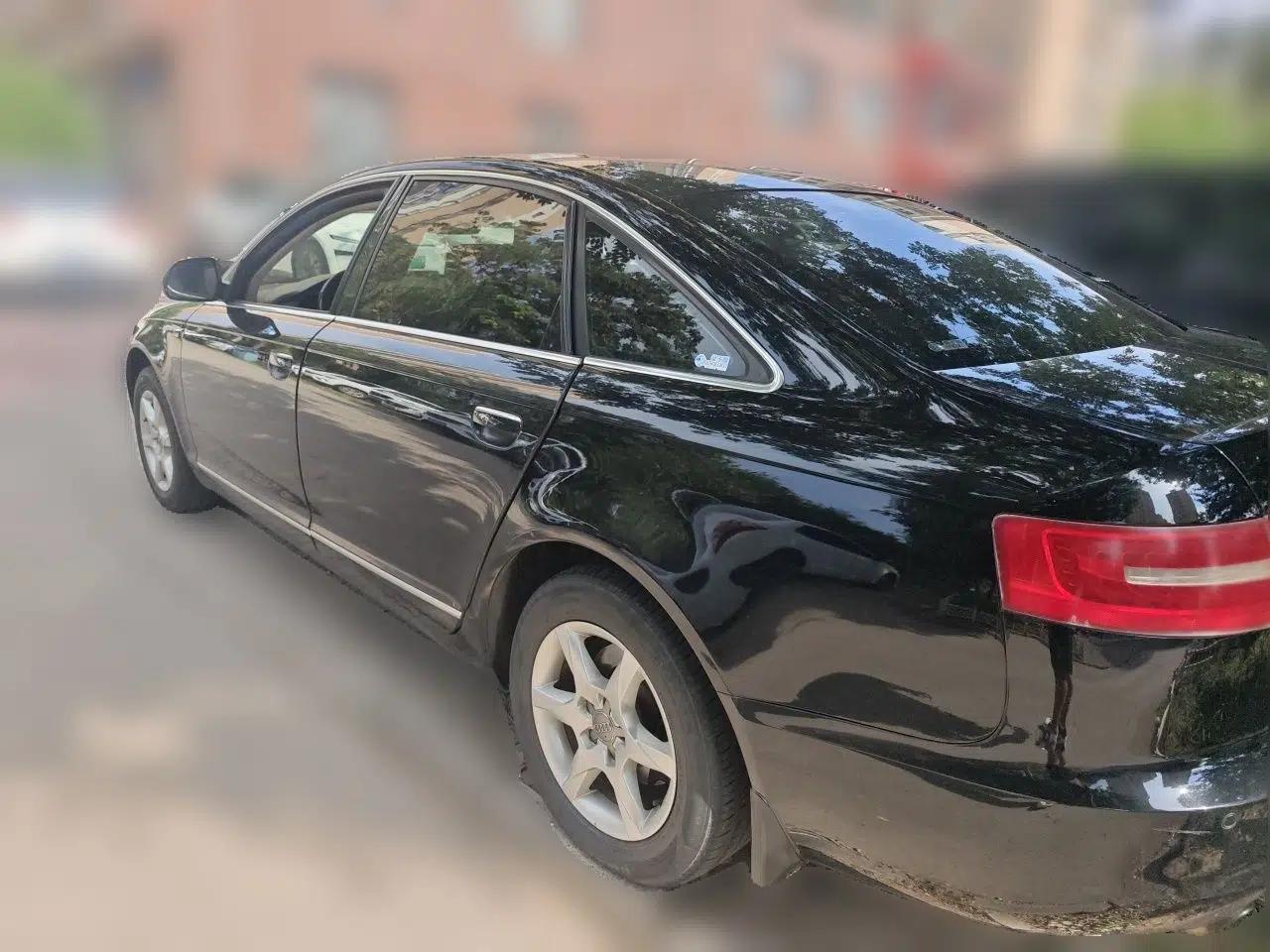 Audi A6L 2011 2.0 TFSI Automatic Standard Edition — миниатюра 4