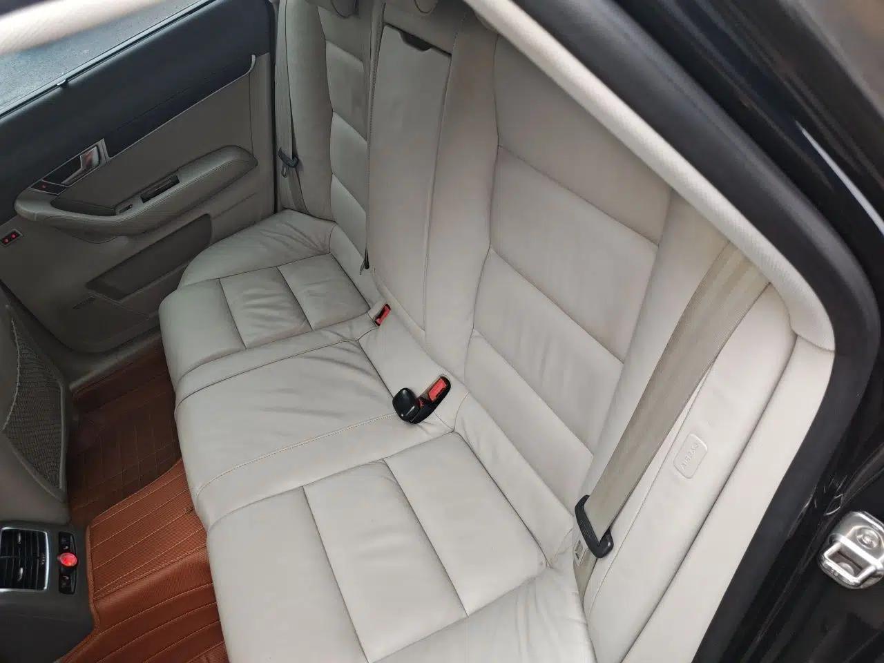 Audi A6L 2011 2.4L Luxury Edition — миниатюра 17