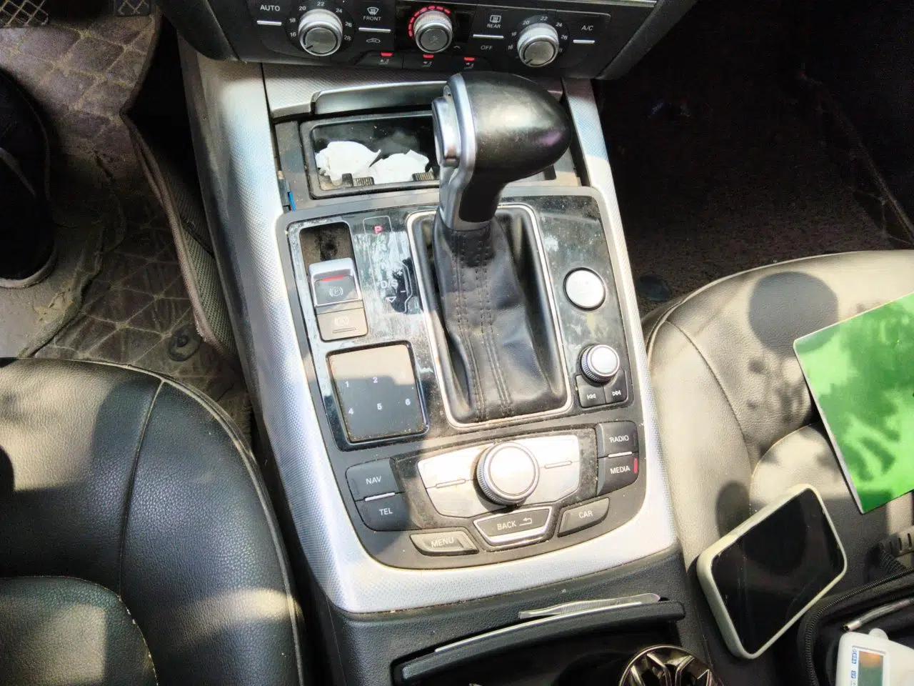 Audi A6L 2014 TFSI Standard Model — миниатюра 14