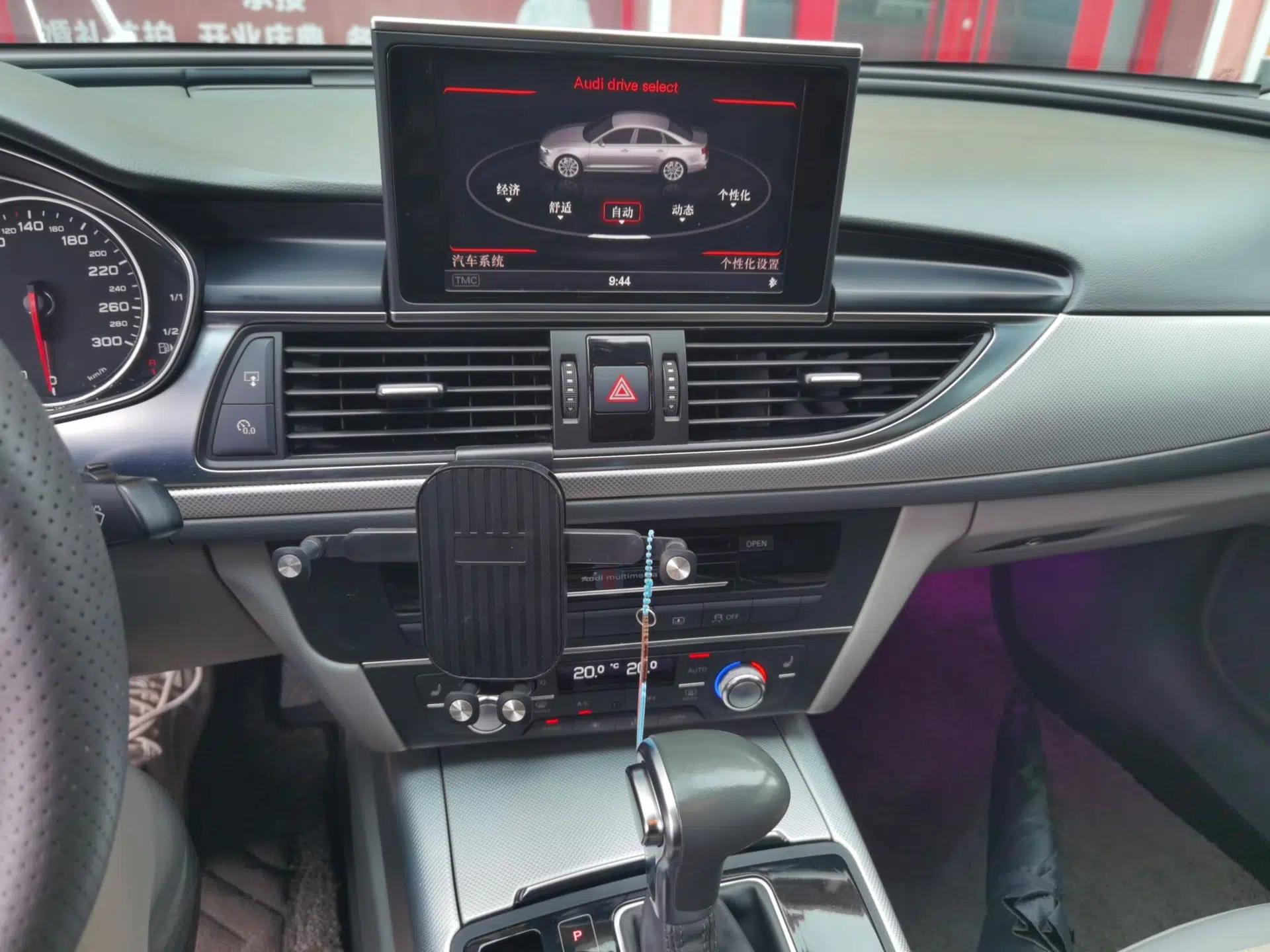 Audi A6L 2014 TFSI Comfort Model — миниатюра 13