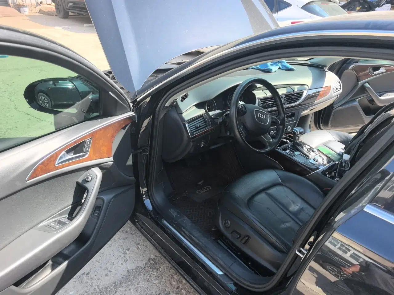 Audi A6L 2014 30 FSI Comfort Model — миниатюра 16