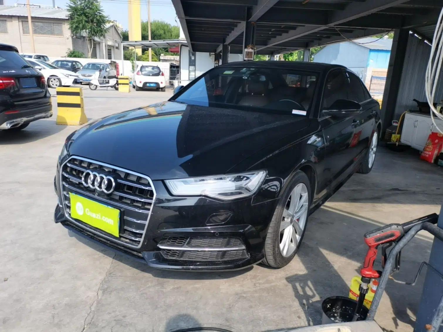 Audi A6L 2018 30th Anniversary Edition 45 TFSI quattro Sport model — миниатюра 1