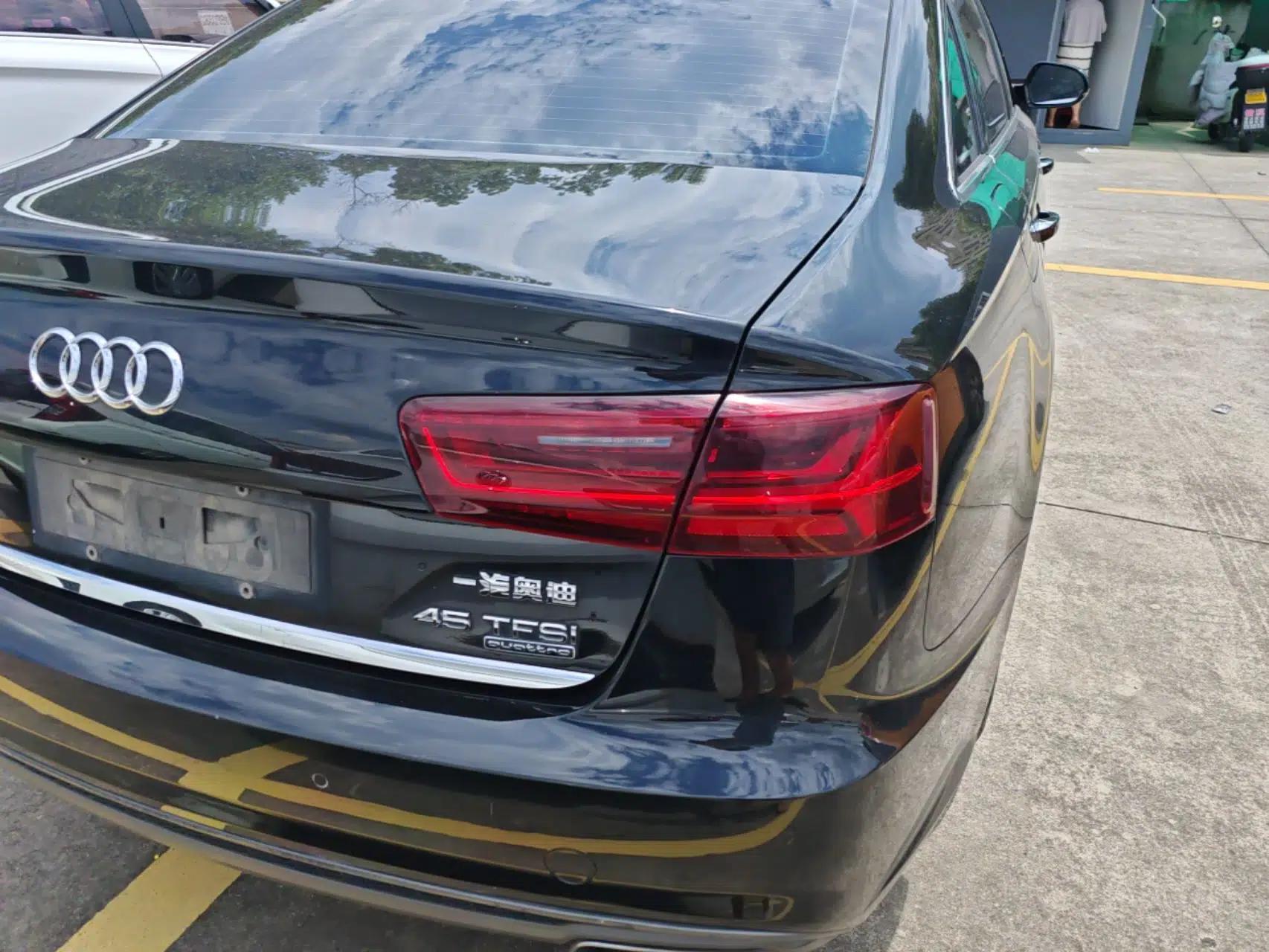 Audi A6L 2018 30th Anniversary Edition 45 TFSI quattro Sport model — миниатюра 9
