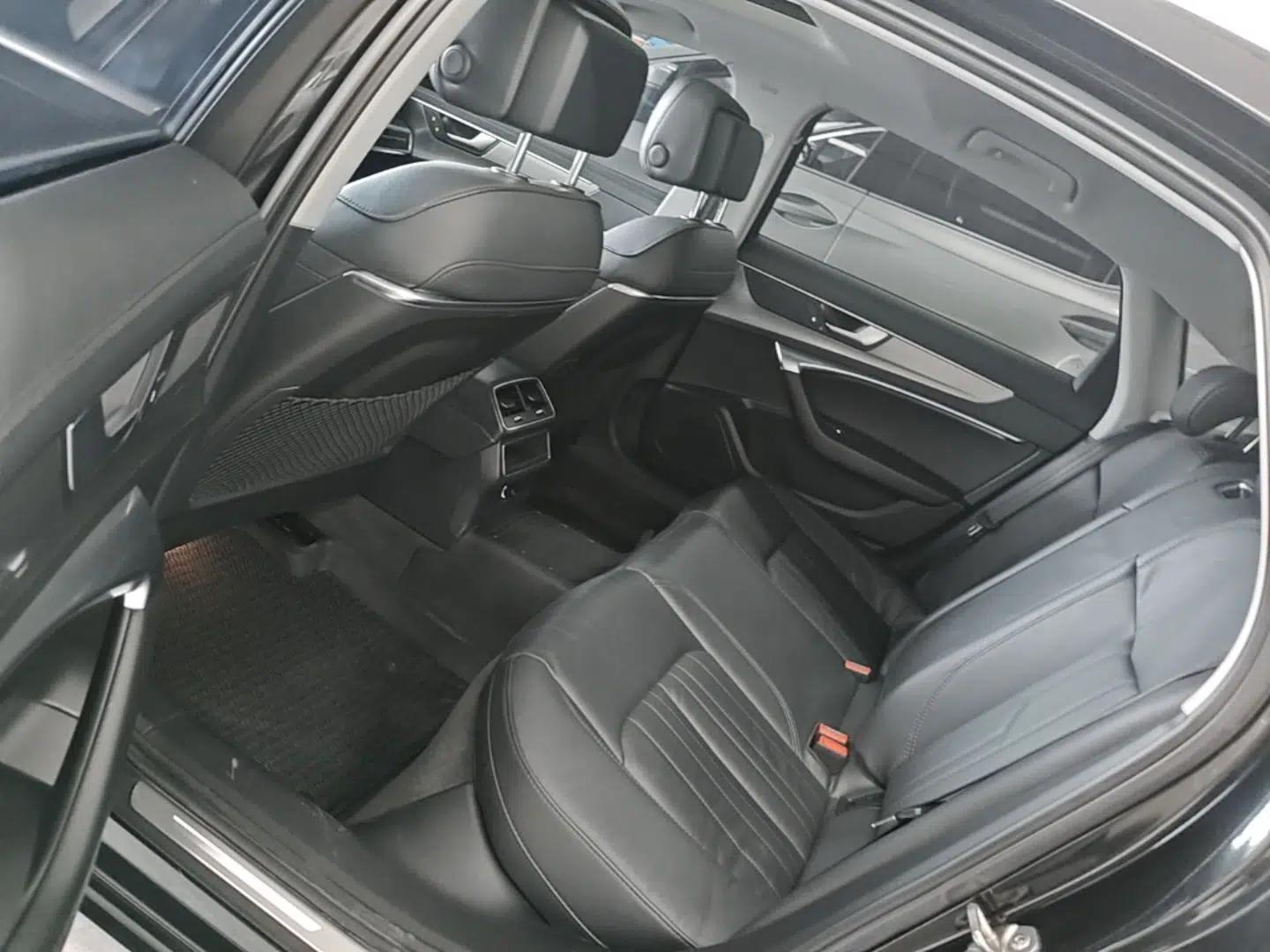 Audi A6L 2021 40 TFSI Luxury Prestige Edition — миниатюра 20