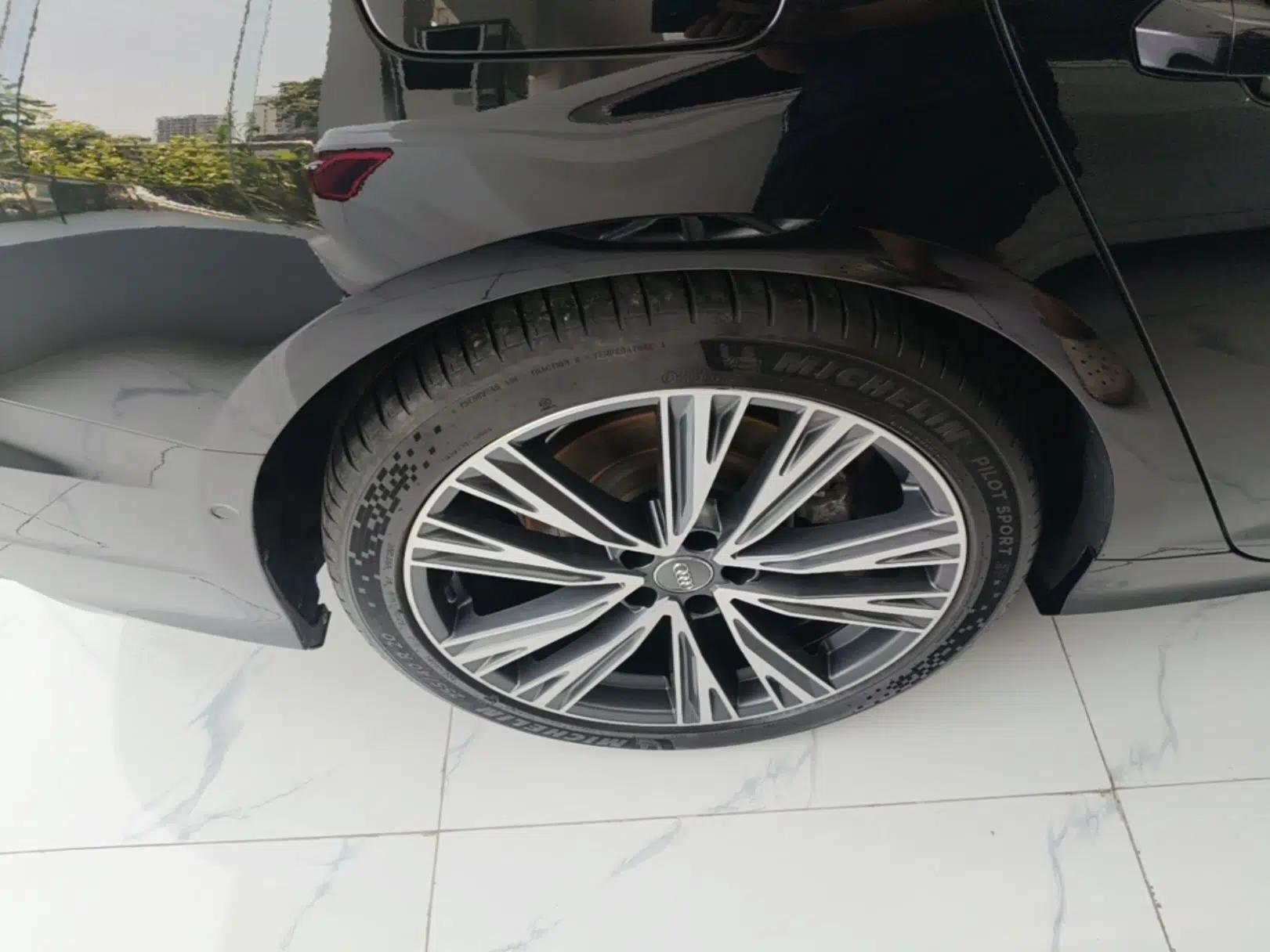 Audi A6L 2021 55 TFSI quattro Prestige Dynamic Edition — миниатюра 11