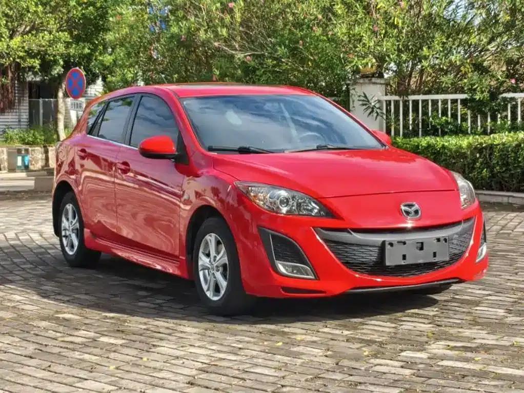 Mazda3 Axela 2013 Hatchback 1.6L Automatic Elite — миниатюра 3