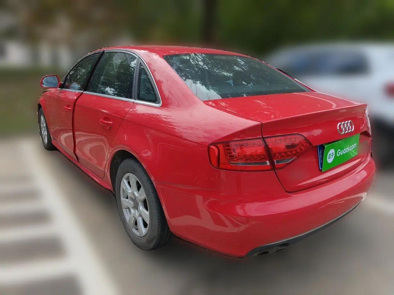 Audi A4L 2010 2.0 TFSI Comfort Edition — миниатюра 4