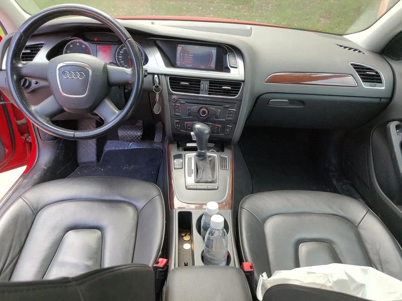 Audi A4L 2010 2.0 TFSI Comfort Edition — миниатюра 9
