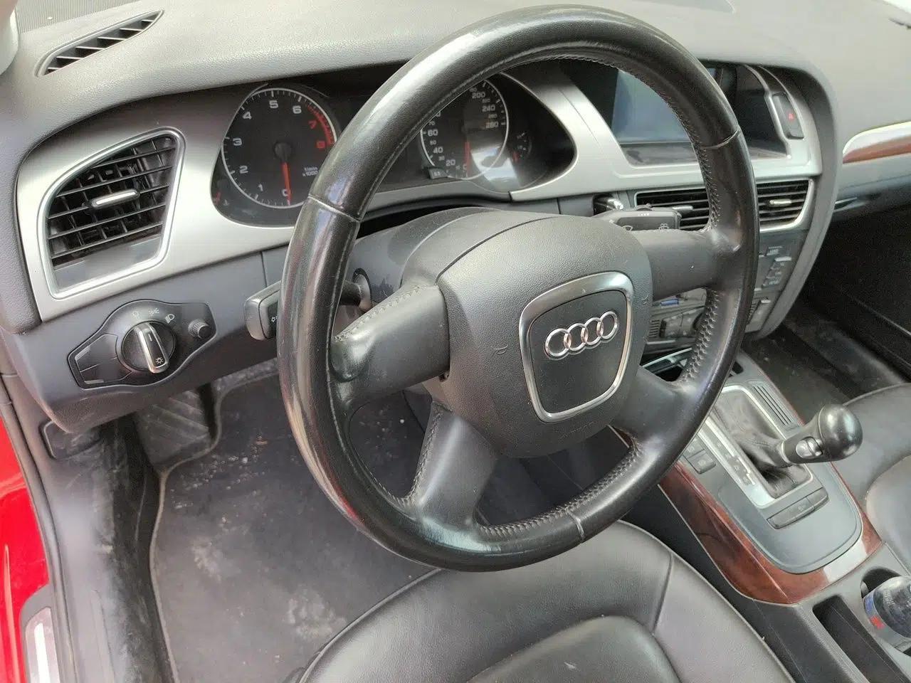 Audi A4L 2010 2.0 TFSI Comfort Edition — миниатюра 10
