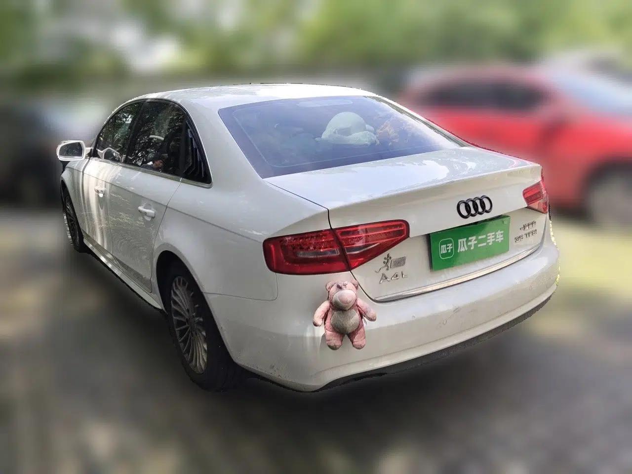 Audi A4L 2015 35 TFSI Automatic Comfort Model — миниатюра 4