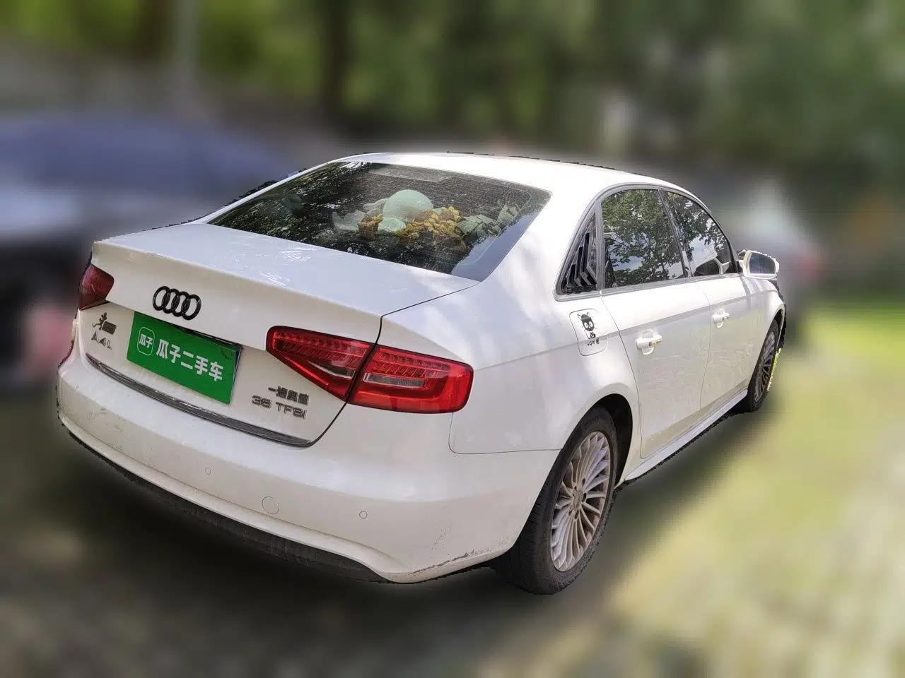 Audi A4L 2015 35 TFSI Automatic Comfort Model — миниатюра 6