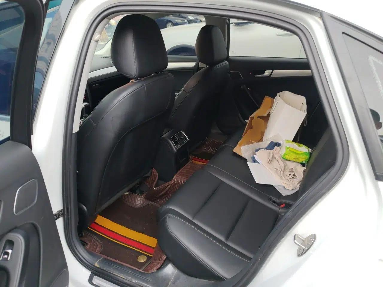 Audi A4L 2015 35 TFSI Automatic Standard Model — миниатюра 17