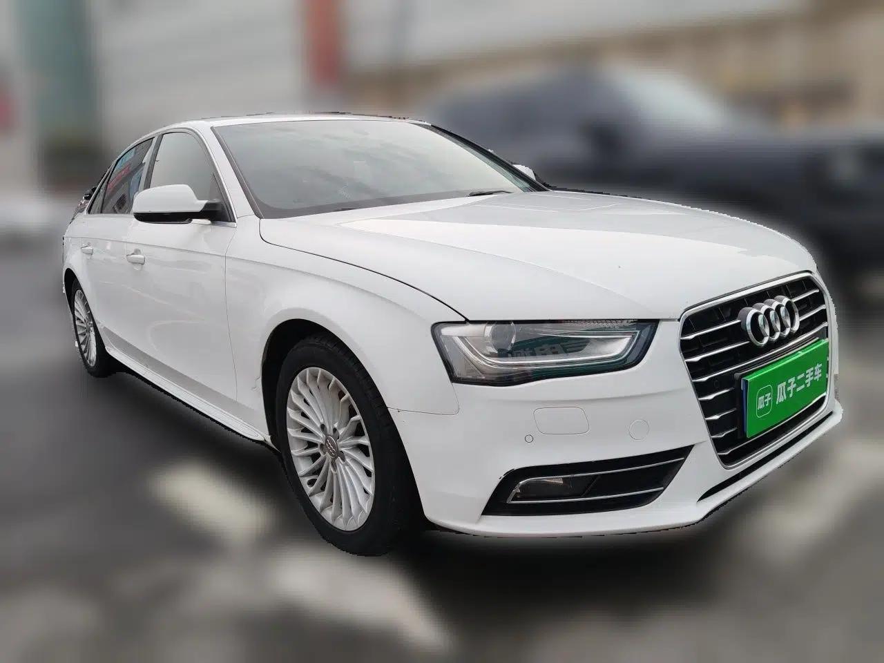 Audi A4L 2015 35 TFSI Automatic Standard Model — миниатюра 3