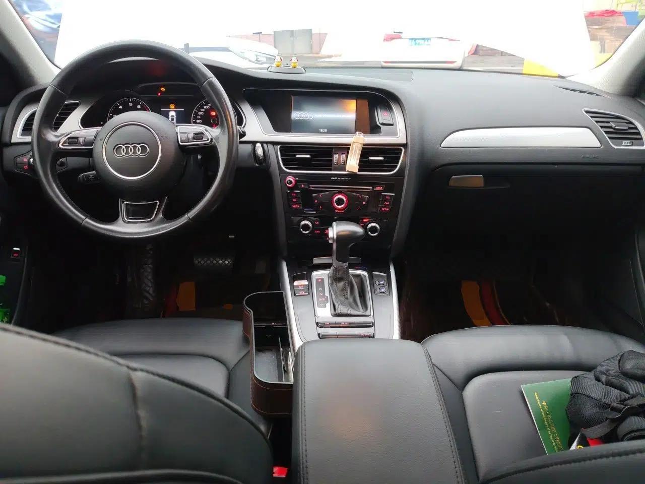 Audi A4L 2015 35 TFSI Automatic Standard Model — миниатюра 9