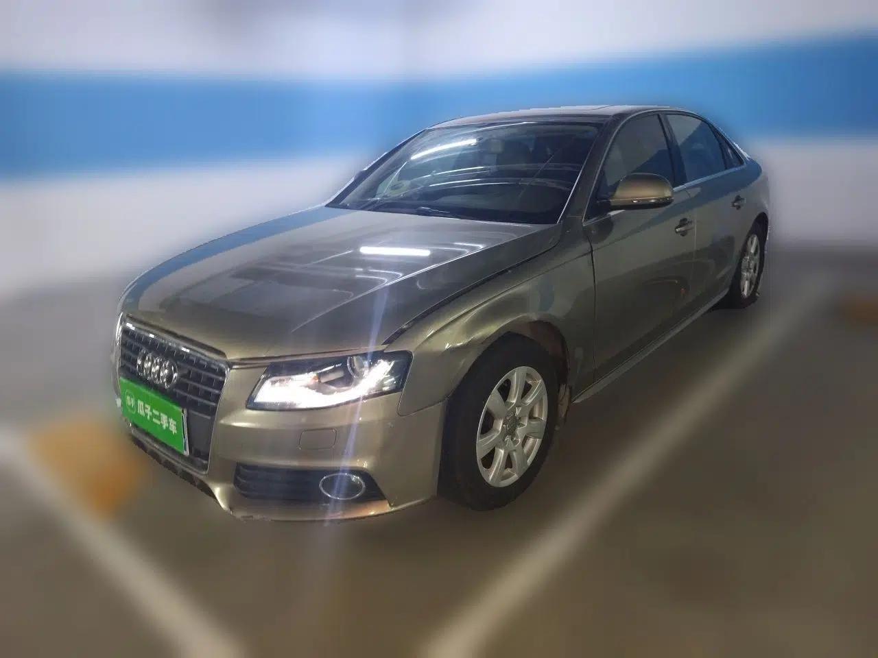 Audi A4L 2012 2.0 TFSI automatic standard version — миниатюра 1
