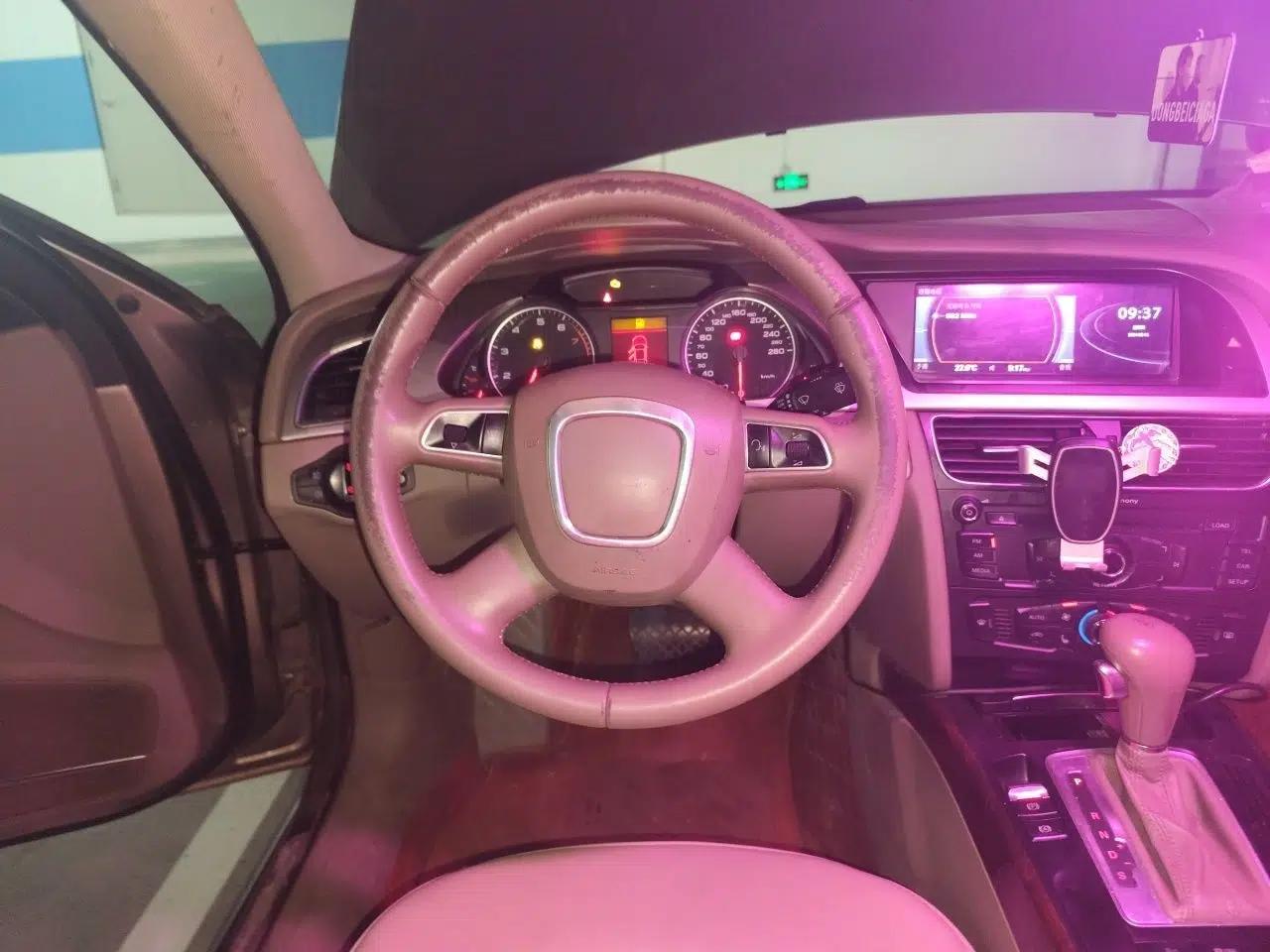 Audi A4L 2012 2.0 TFSI automatic standard version — миниатюра 10
