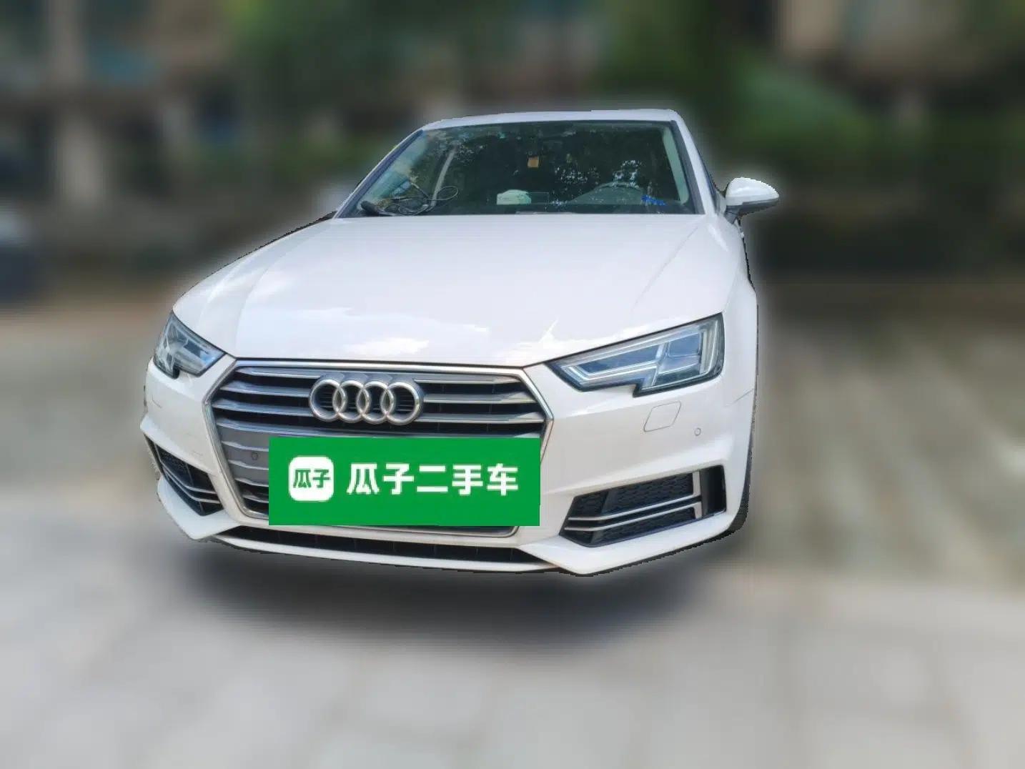Audi A4L 2018 30th Anniversary Edition 40 TFSI Fashion Model — миниатюра 2