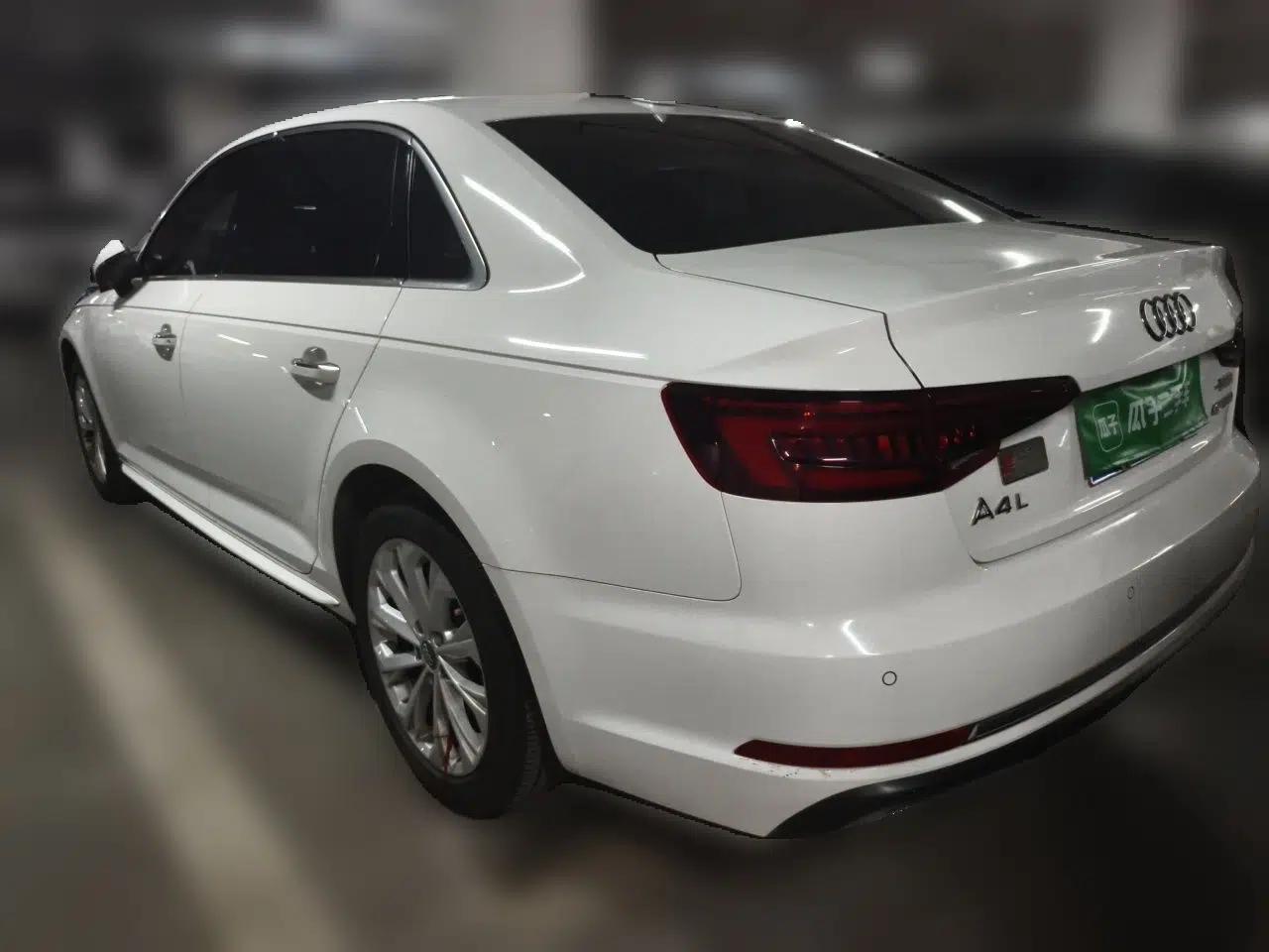 Audi A4L 2019 40 TFSI Ambition Version China V — миниатюра 4