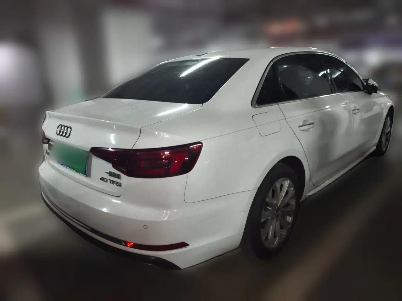 Audi A4L 2019 40 TFSI Ambition Version China V — миниатюра 6