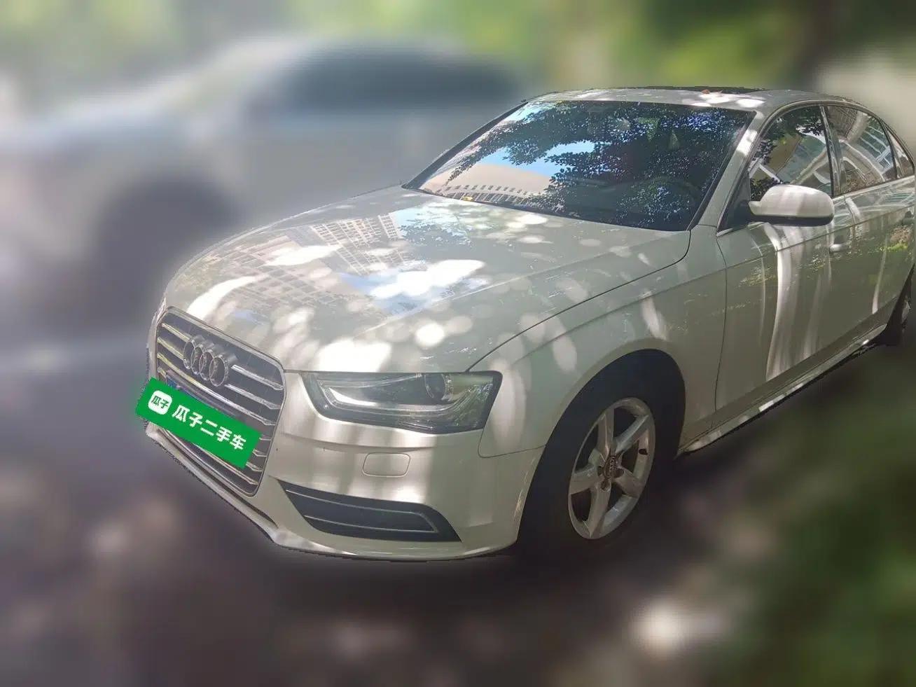 Audi A4L 2016 30 TFSI Collector's Edition Automatic Comfort Model — миниатюра 1