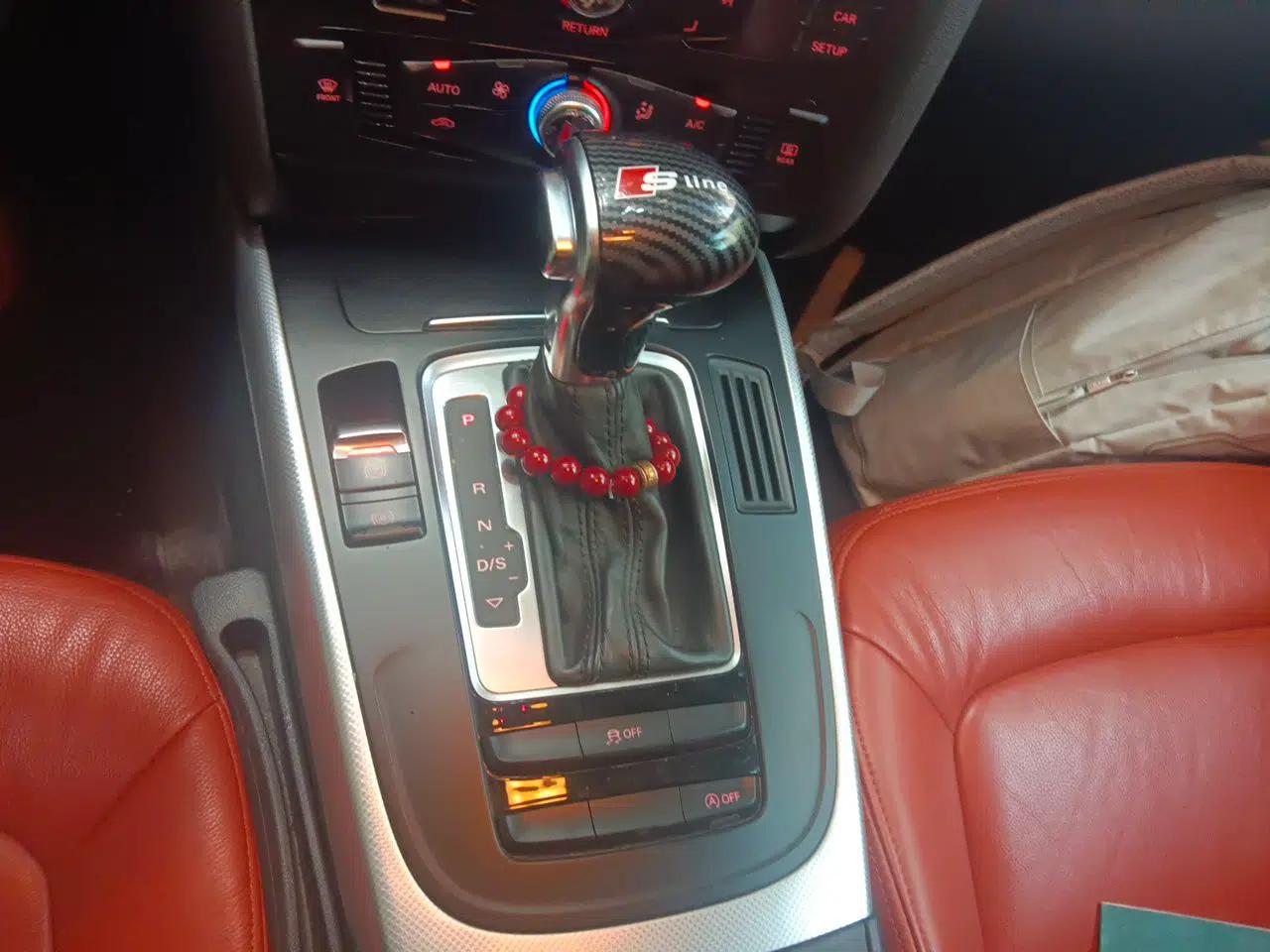 Audi A4L 2016 30 TFSI Collector's Edition Automatic Comfort Model — миниатюра 14