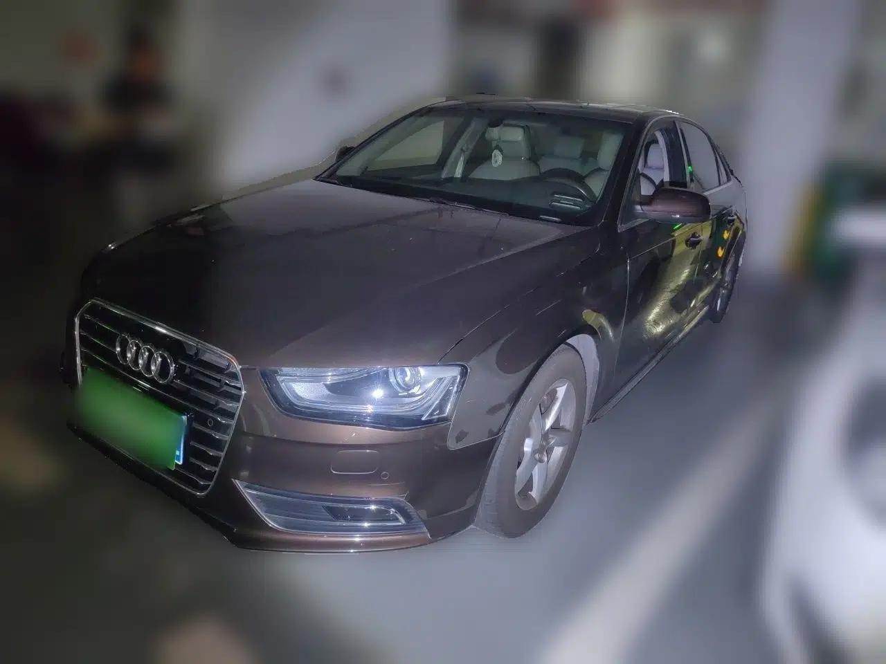 Audi A4L 2015 35 TFSI Automatic Standard Model — миниатюра 1